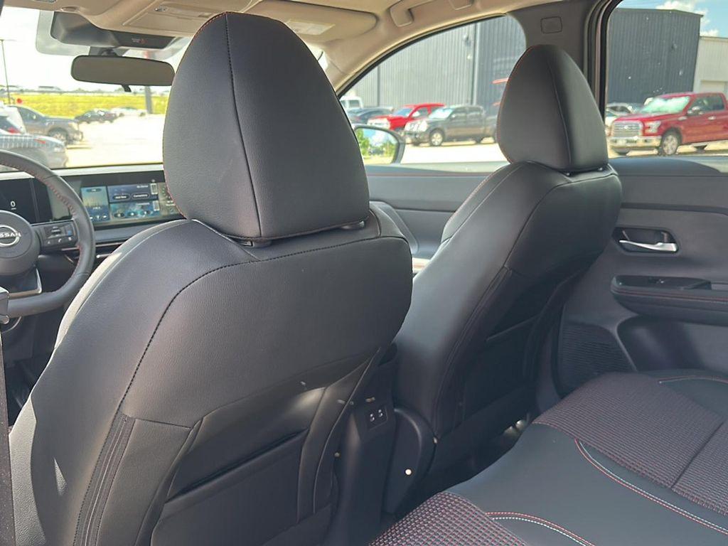 new 2025 Nissan Kicks car, priced at $27,626