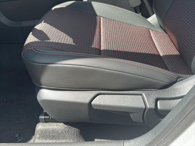 new 2025 Nissan Kicks car, priced at $27,876