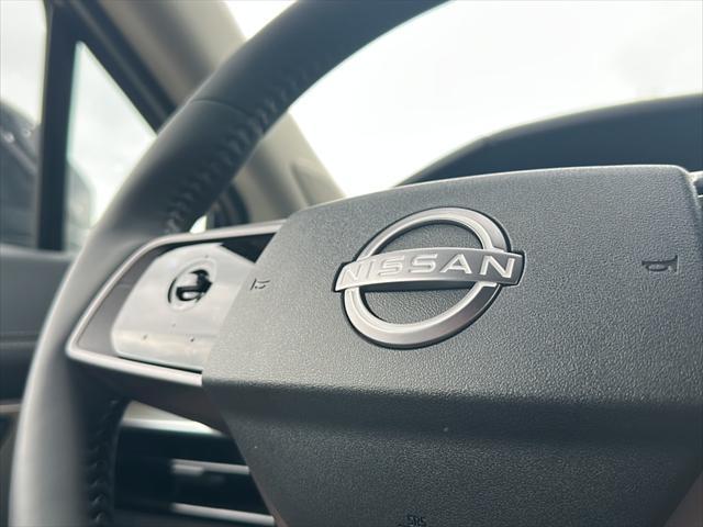 new 2025 Nissan Murano car, priced at $45,205