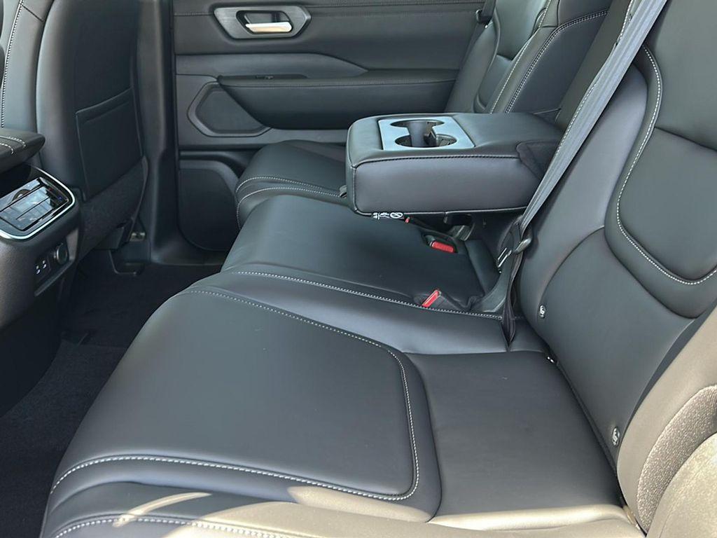new 2025 Nissan Armada car, priced at $56,928