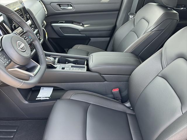 new 2025 Nissan Pathfinder car, priced at $44,677