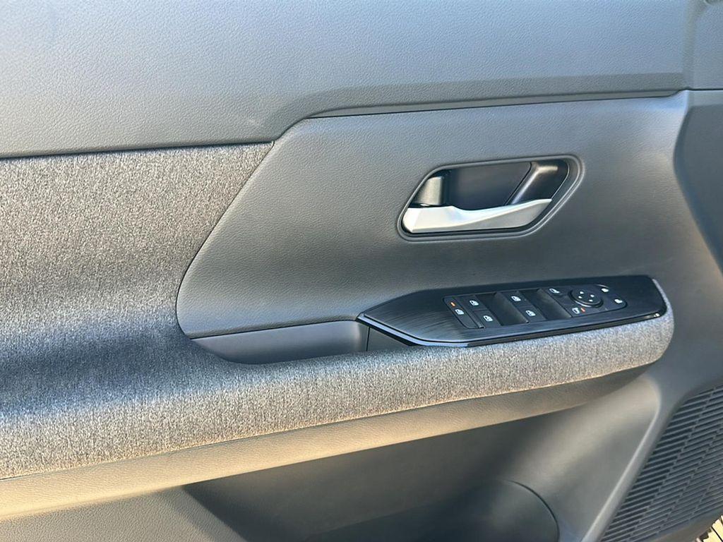 new 2025 Nissan Kicks car, priced at $26,160