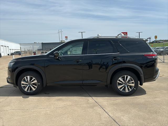 new 2025 Nissan Pathfinder car, priced at $41,594
