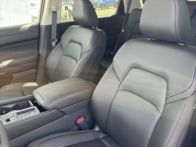 new 2025 Nissan Pathfinder car, priced at $41,594