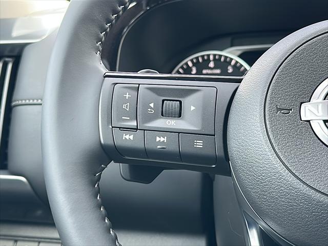 new 2025 Nissan Pathfinder car, priced at $41,594