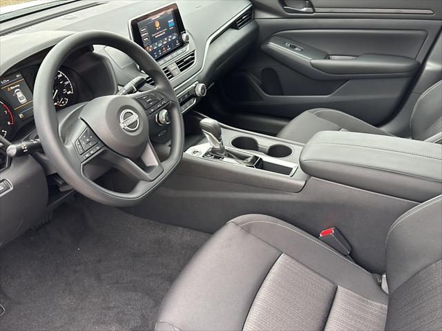 new 2025 Nissan Altima car, priced at $26,252