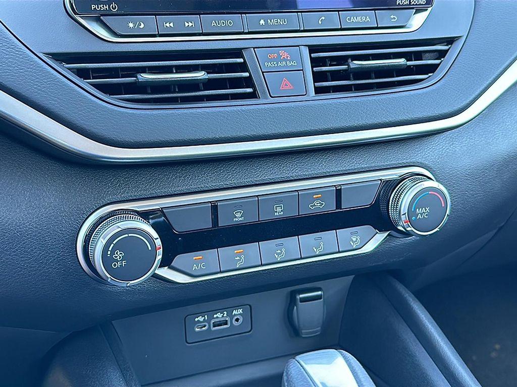 new 2025 Nissan Altima car, priced at $26,402