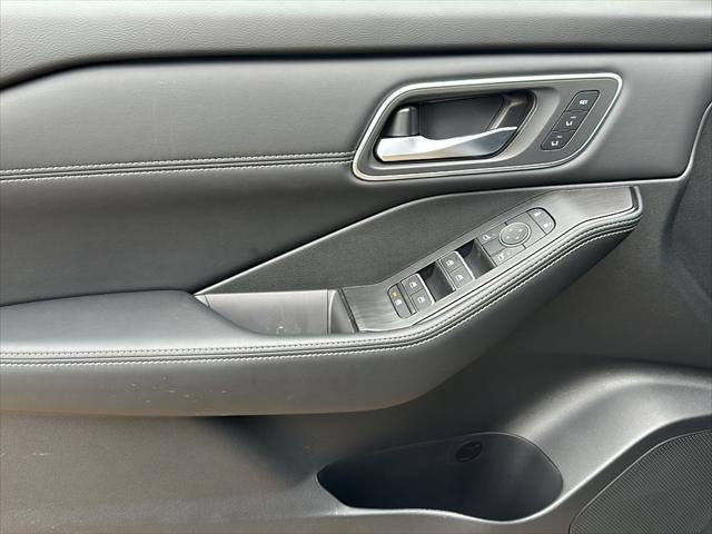 new 2025 Nissan Rogue car, priced at $42,695