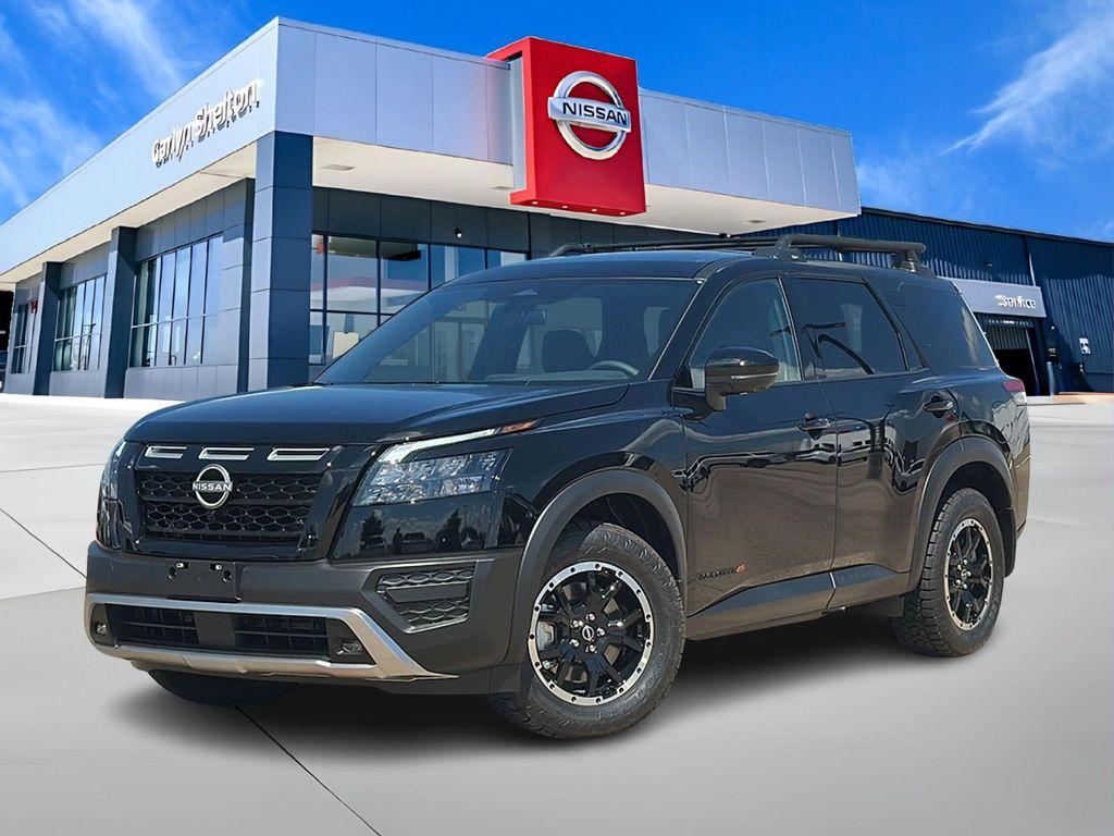 new 2025 Nissan Pathfinder car, priced at $43,618