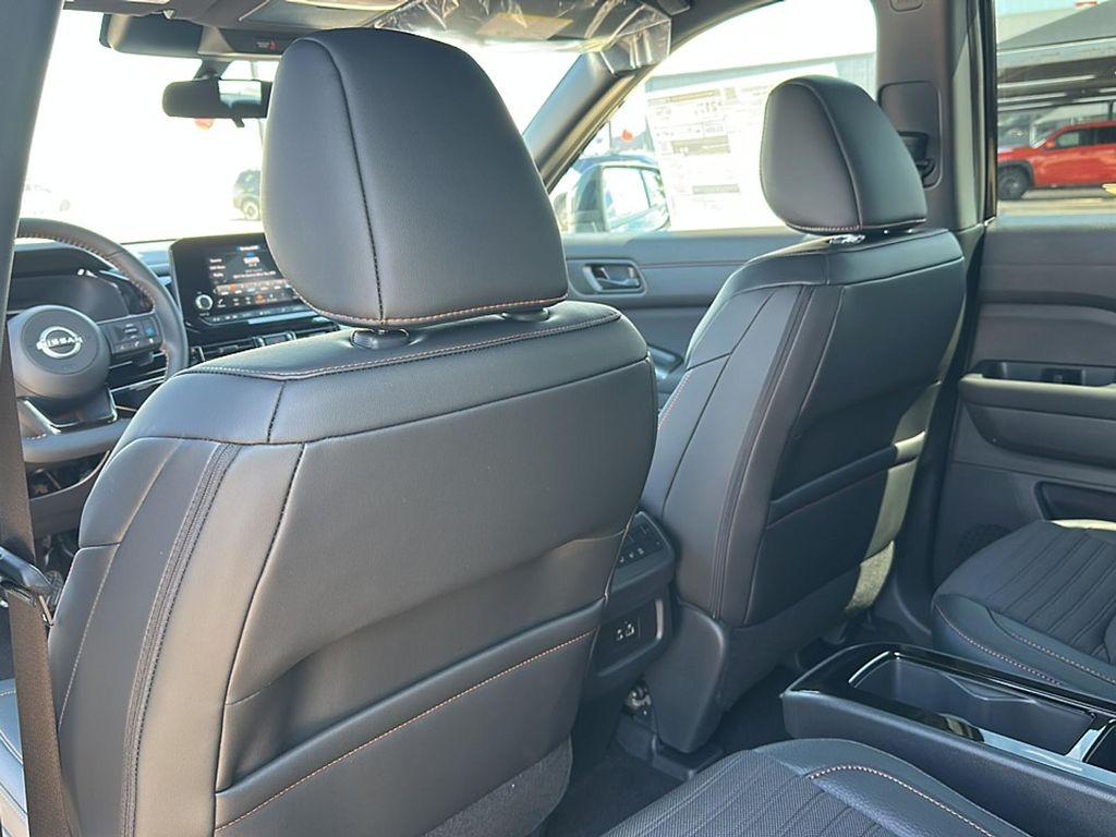 new 2025 Nissan Pathfinder car, priced at $38,618