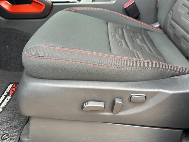 new 2025 Nissan Frontier car, priced at $39,806