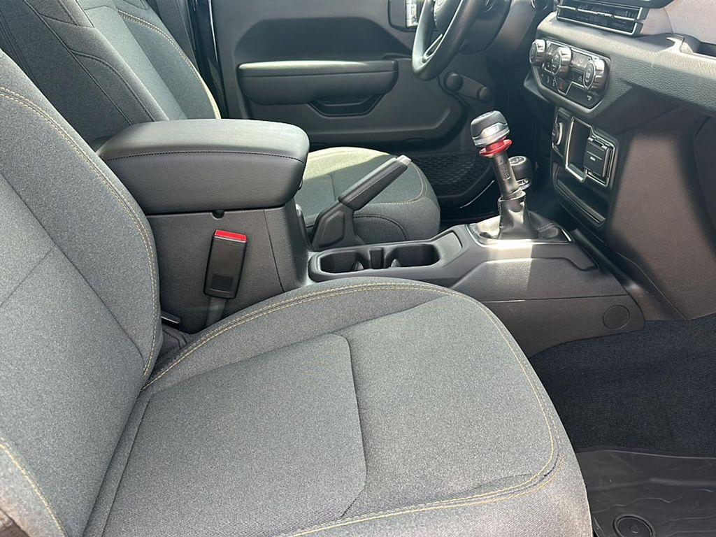 used 2024 Jeep Wrangler car, priced at $30,984