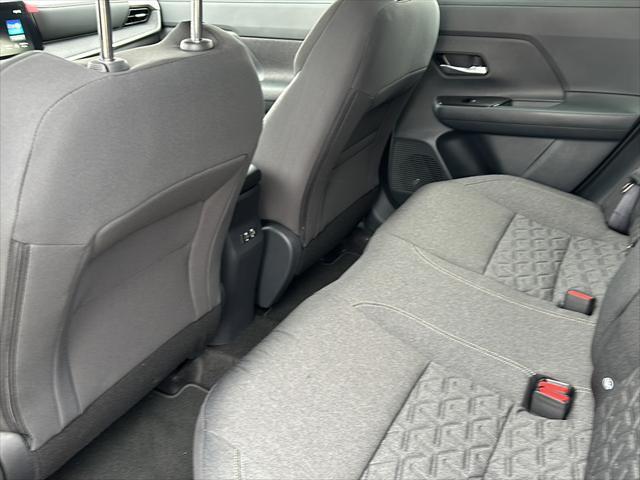 new 2025 Nissan Kicks car, priced at $27,182