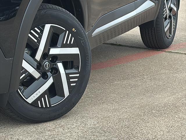 new 2025 Nissan Kicks car, priced at $27,182