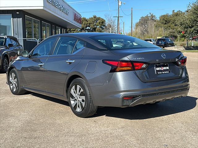 used 2022 Nissan Altima car, priced at $19,995