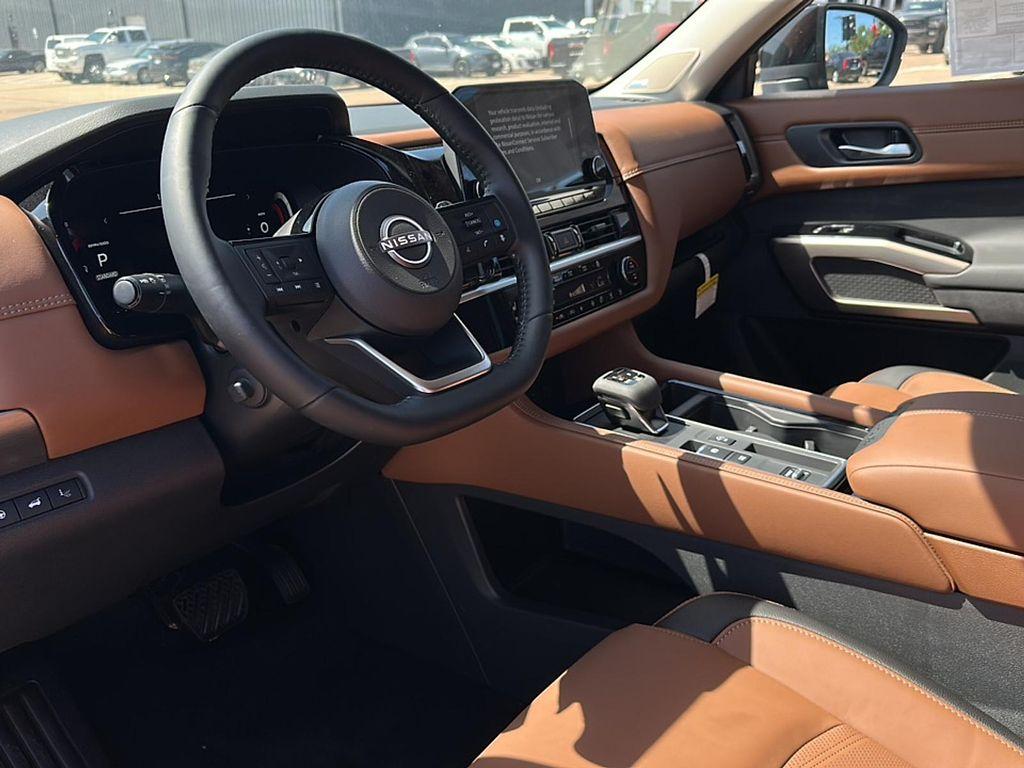 new 2025 Nissan Pathfinder car, priced at $48,890