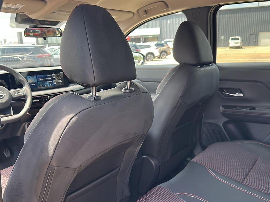 new 2025 Nissan Kicks car, priced at $27,746