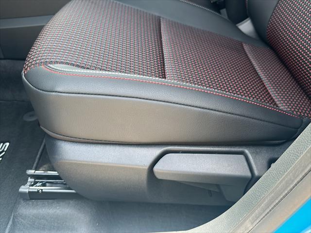 new 2025 Nissan Kicks car, priced at $28,189