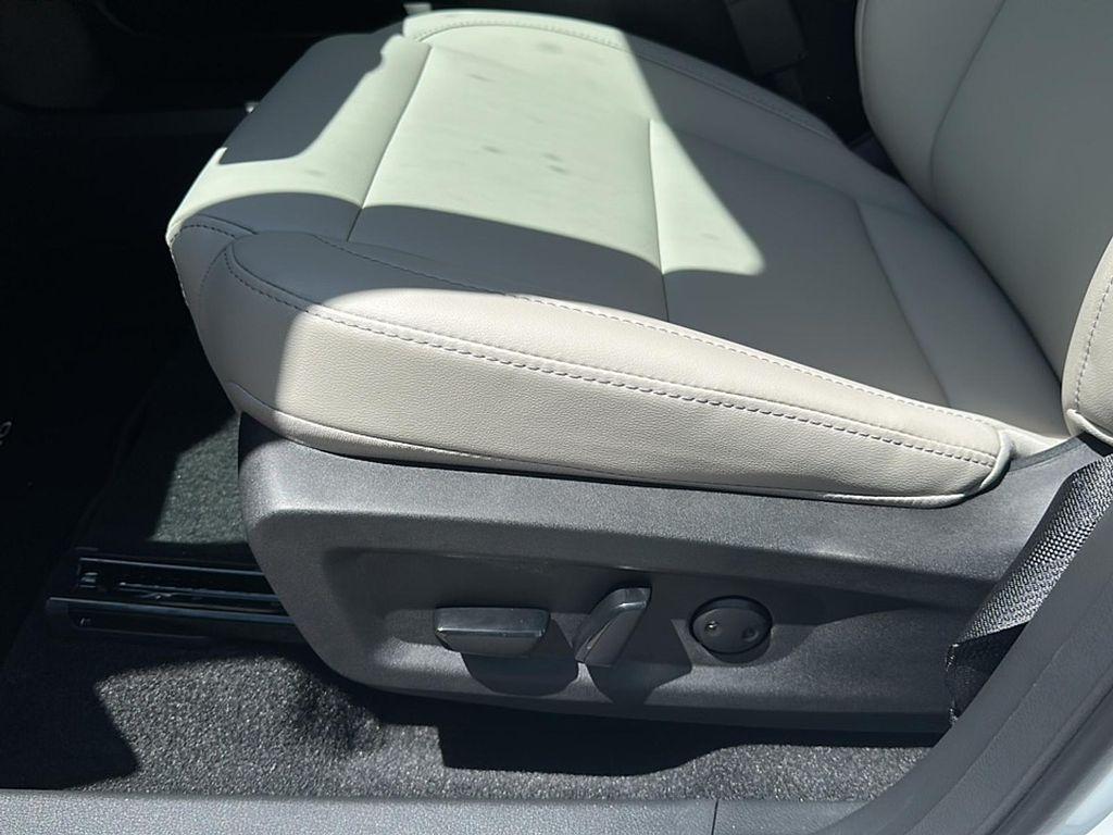new 2025 Nissan Murano car, priced at $47,184