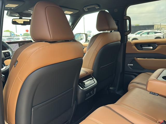 new 2025 Nissan Armada car, priced at $65,789