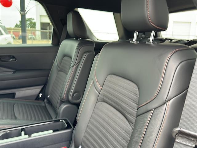 new 2025 Nissan Pathfinder car, priced at $43,457