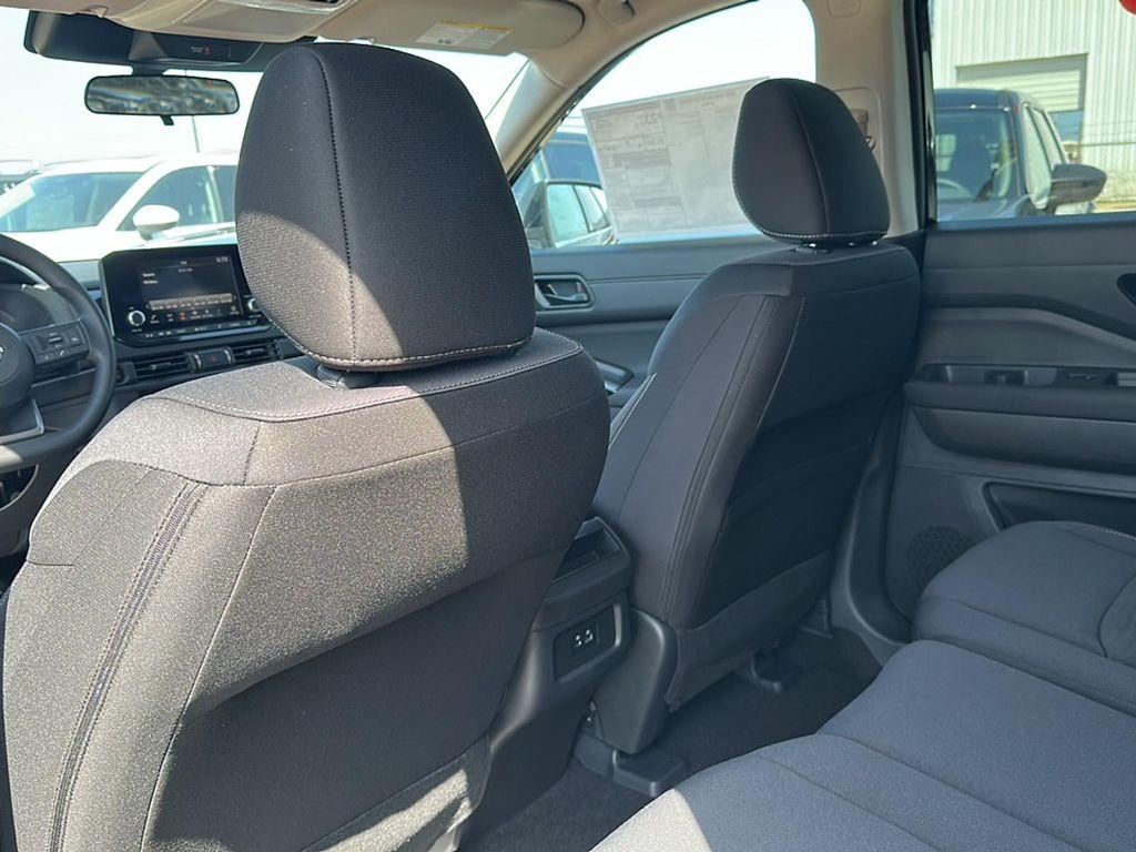new 2025 Nissan Pathfinder car, priced at $30,841