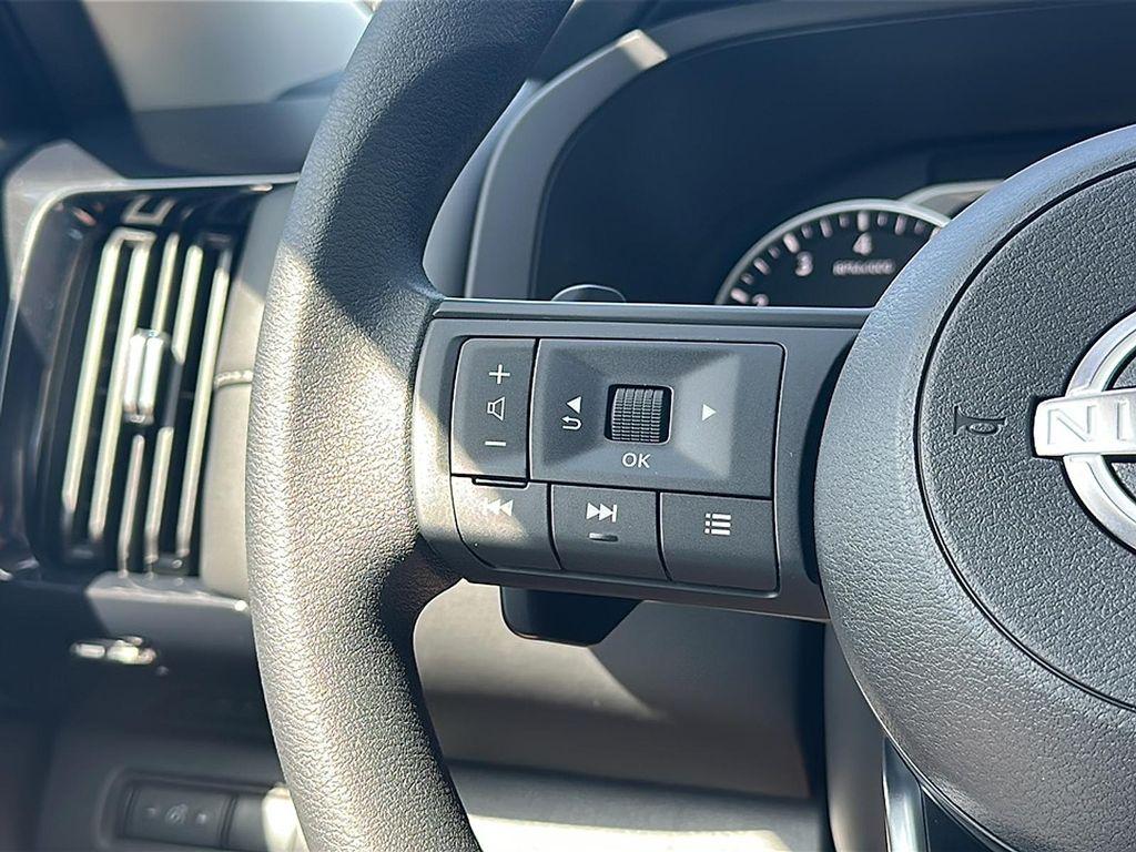 new 2025 Nissan Pathfinder car, priced at $30,841
