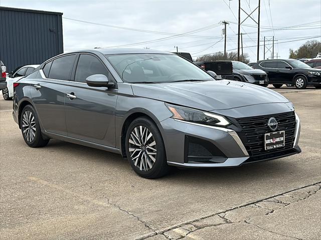 used 2023 Nissan Altima car, priced at $23,000