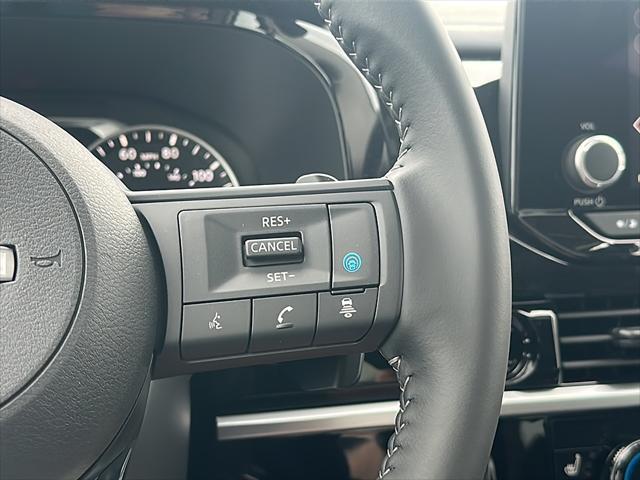new 2025 Nissan Pathfinder car, priced at $40,706