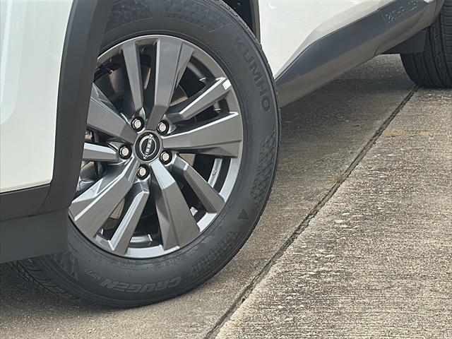 new 2025 Nissan Pathfinder car, priced at $41,108