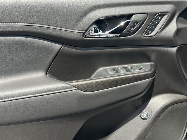 used 2023 GMC Acadia car, priced at $36,469