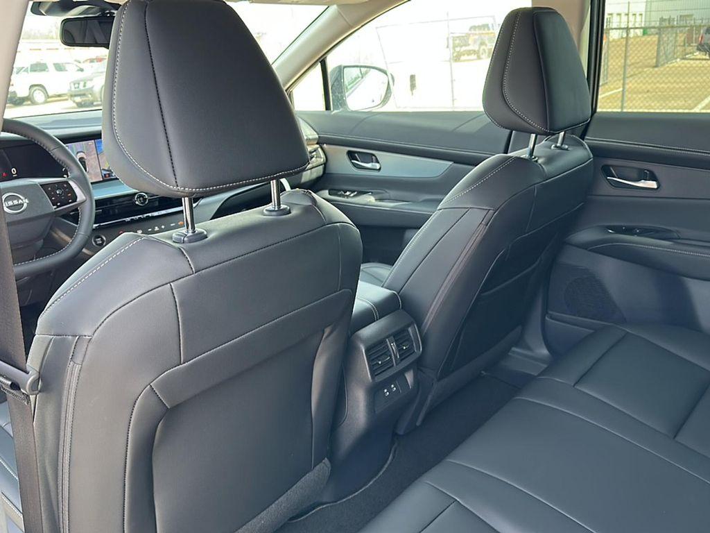 new 2025 Nissan Murano car, priced at $46,468