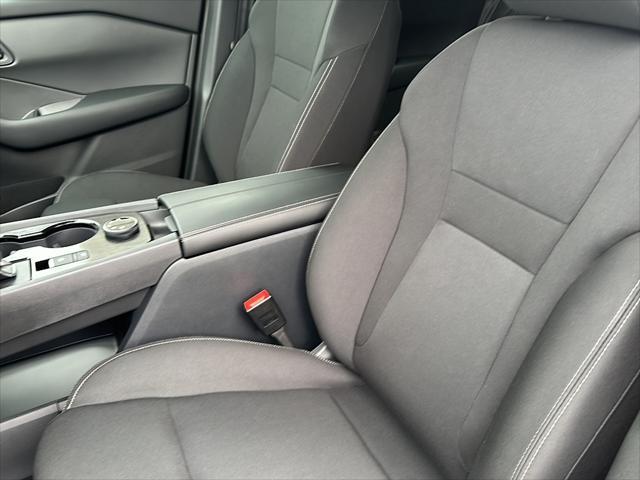 new 2025 Nissan Rogue car, priced at $30,921