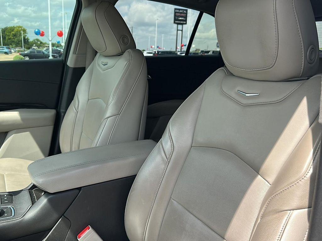 used 2019 Cadillac XT4 car, priced at $24,000