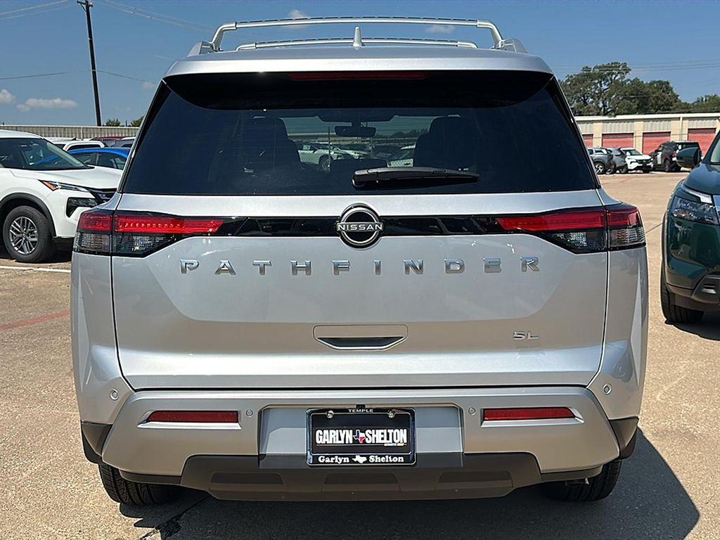 new 2025 Nissan Pathfinder car, priced at $36,755