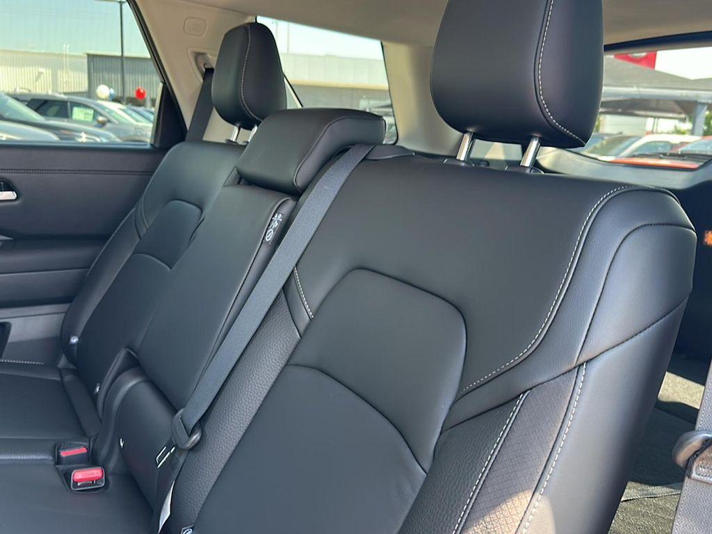 new 2025 Nissan Pathfinder car, priced at $36,755
