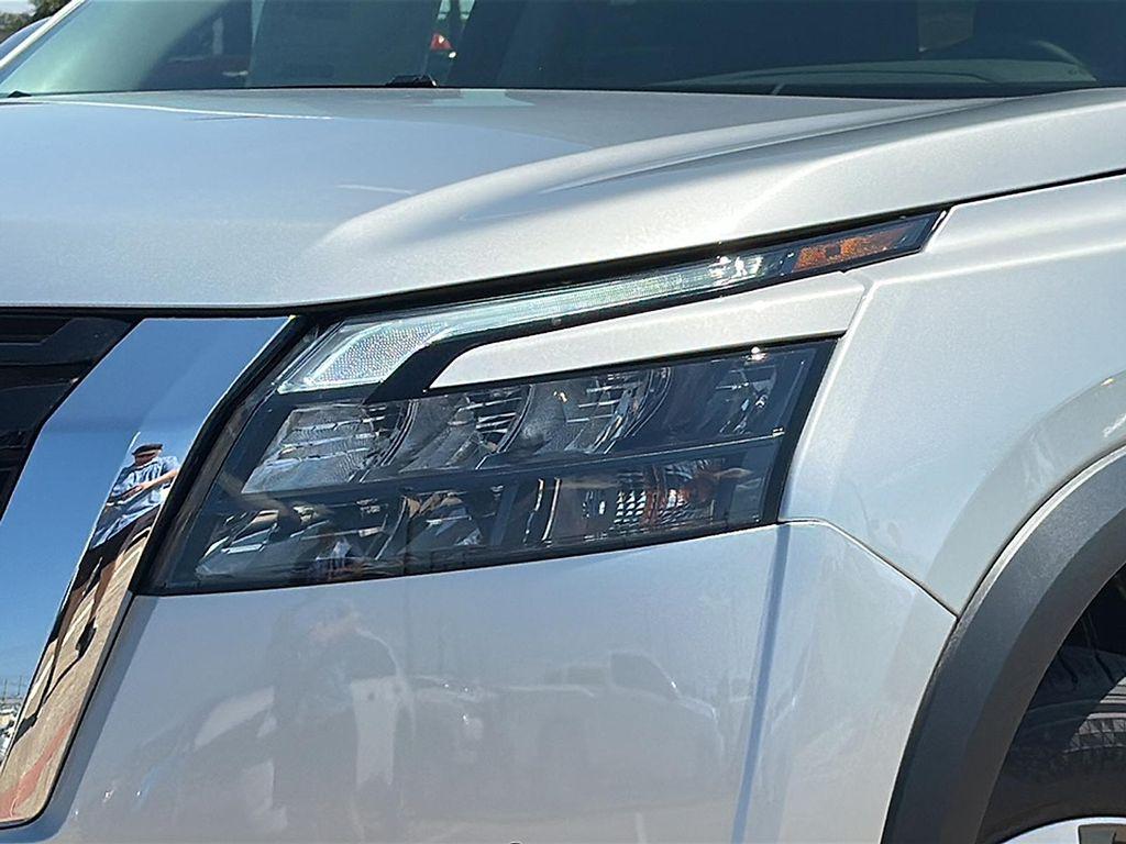 new 2025 Nissan Pathfinder car, priced at $36,755