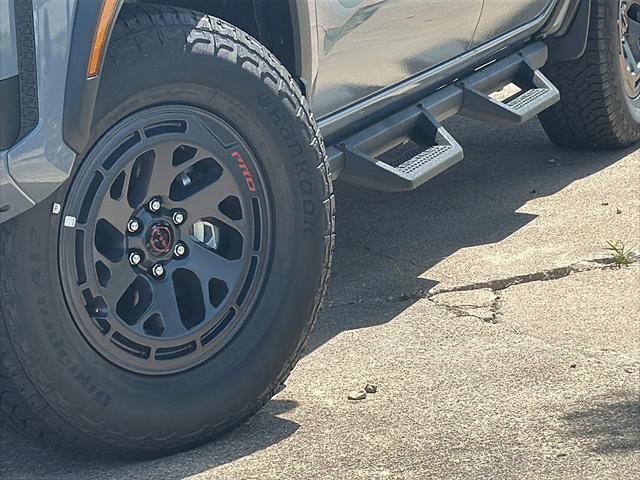 new 2025 Nissan Frontier car, priced at $44,039