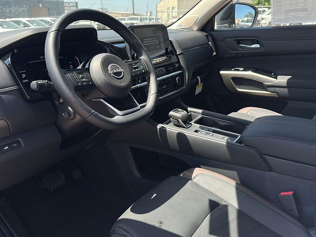 new 2025 Nissan Pathfinder car, priced at $54,525