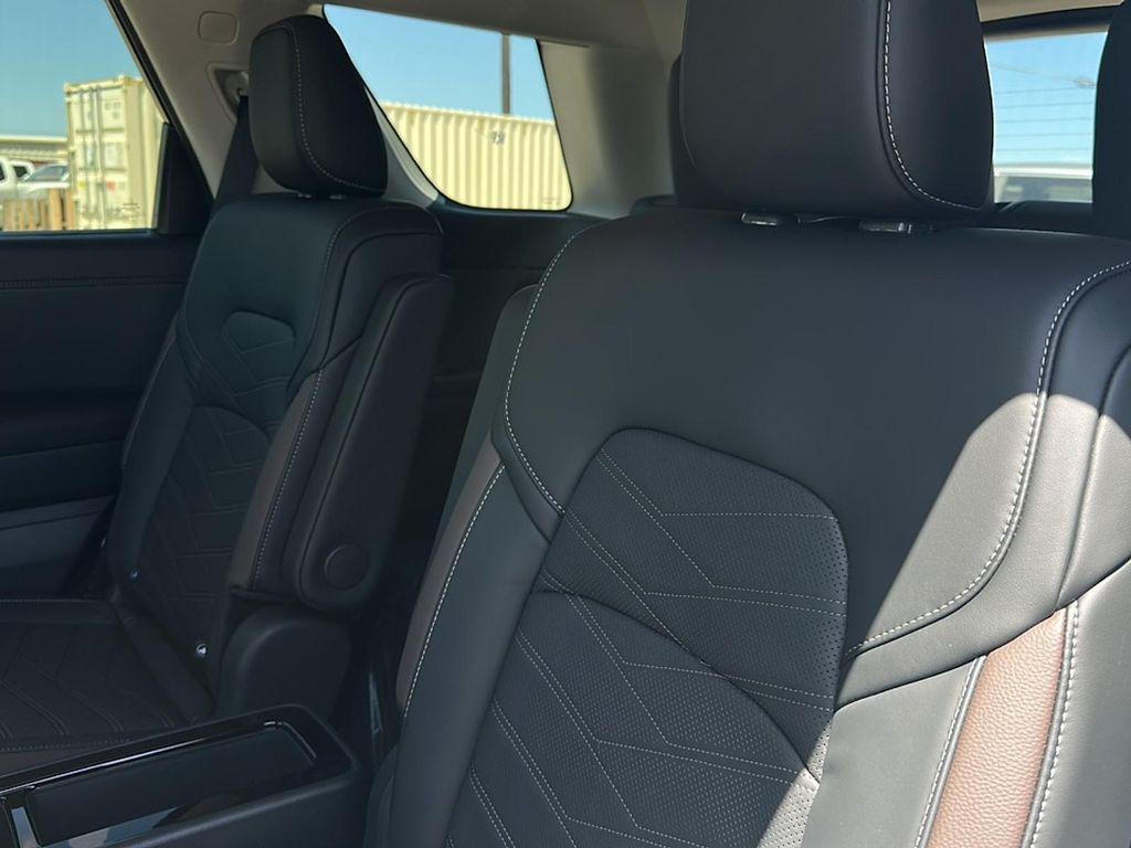 new 2025 Nissan Pathfinder car, priced at $54,525