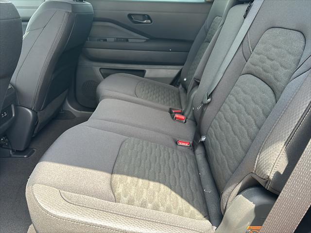 new 2025 Nissan Pathfinder car, priced at $36,028