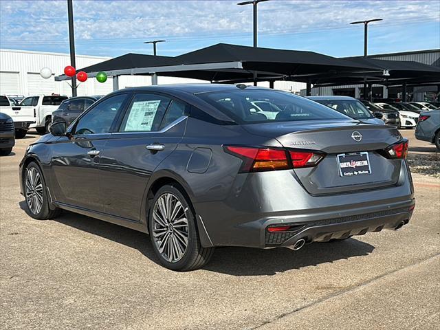 new 2025 Nissan Altima car, priced at $33,508