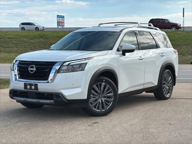 new 2025 Nissan Pathfinder car, priced at $46,574