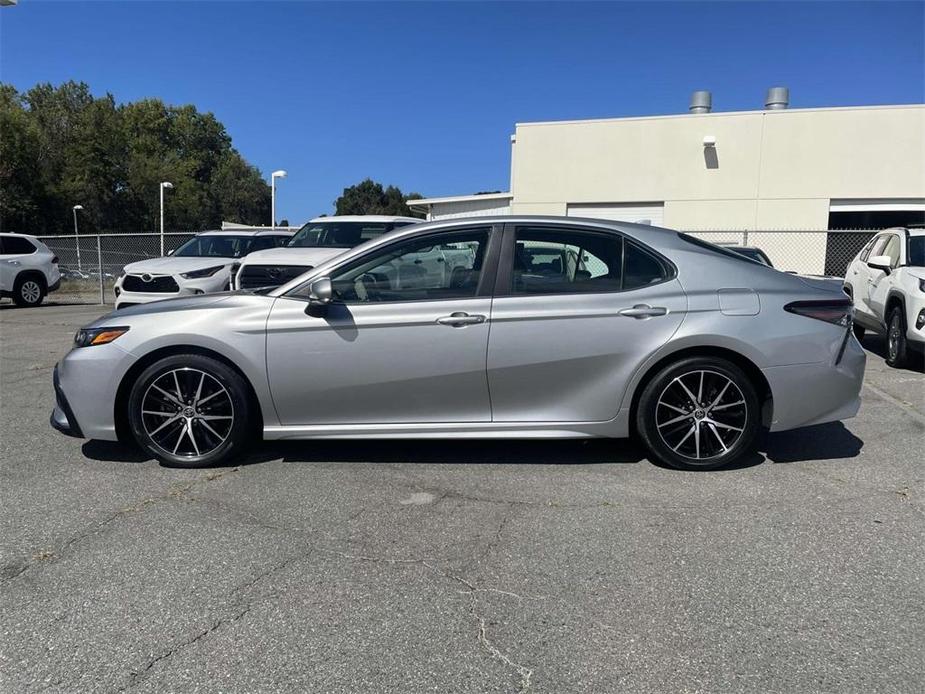 used 2022 Toyota Camry Hybrid car, priced at $26,999