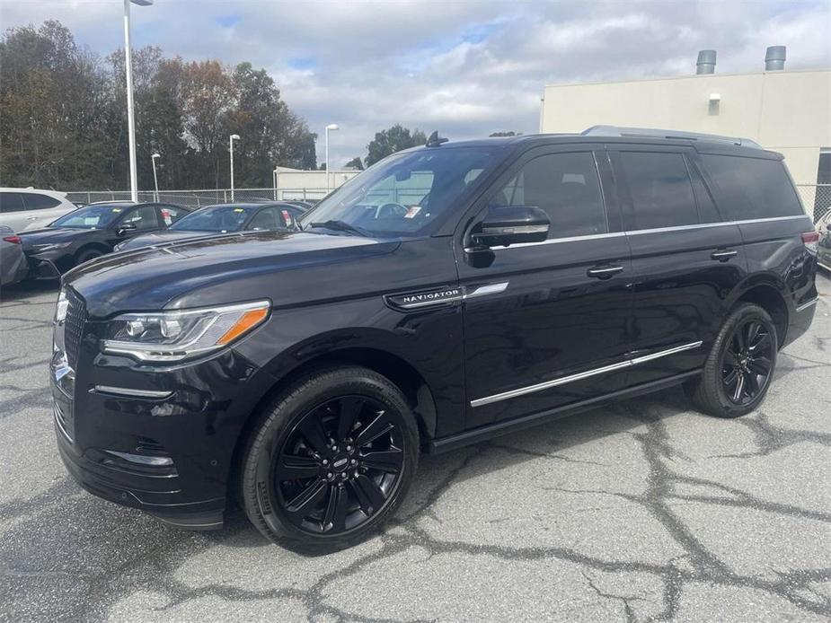 used 2022 Lincoln Navigator car, priced at $62,999