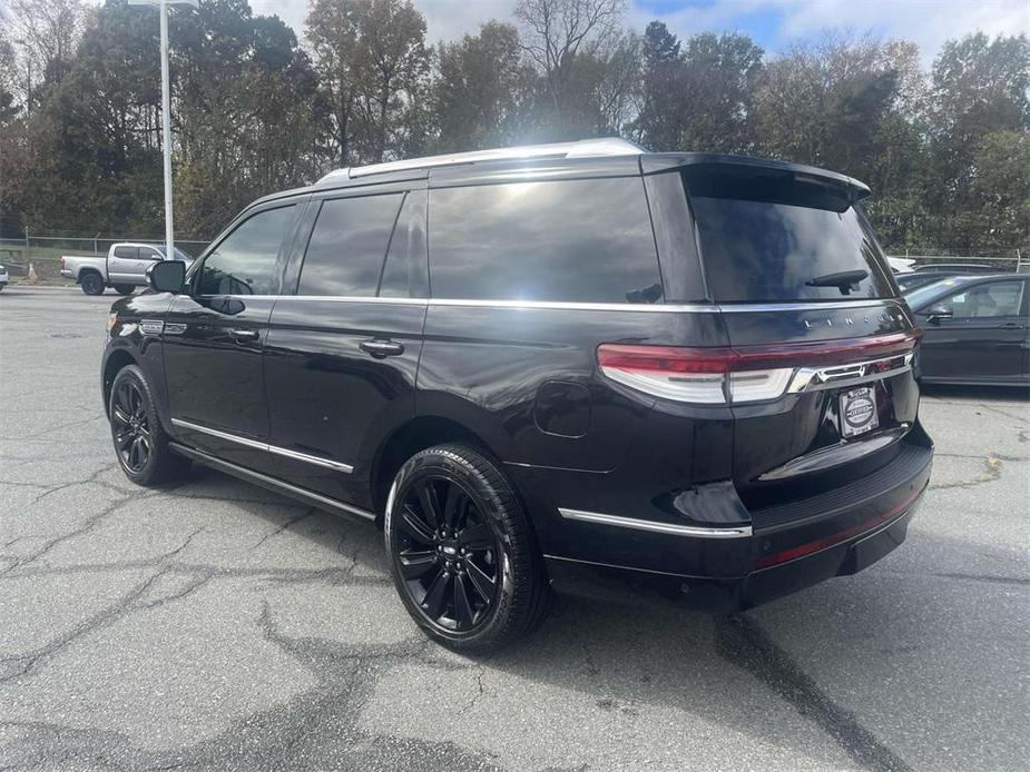 used 2022 Lincoln Navigator car, priced at $62,999