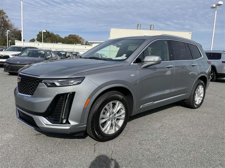 used 2023 Cadillac XT6 car, priced at $37,999