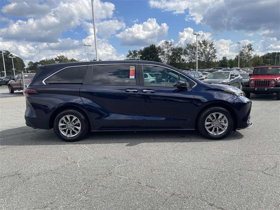 used 2022 Toyota Sienna car, priced at $38,899