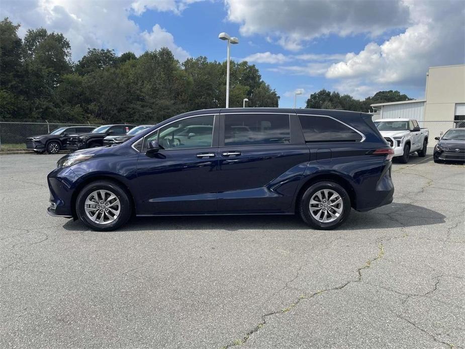 used 2022 Toyota Sienna car, priced at $38,899