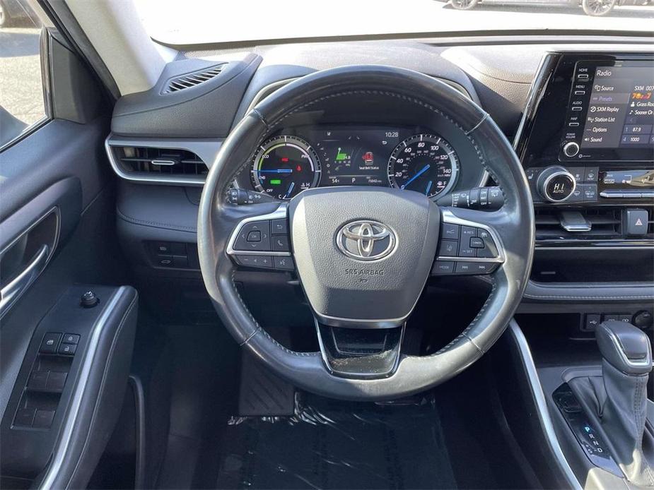 used 2021 Toyota Highlander Hybrid car, priced at $29,250